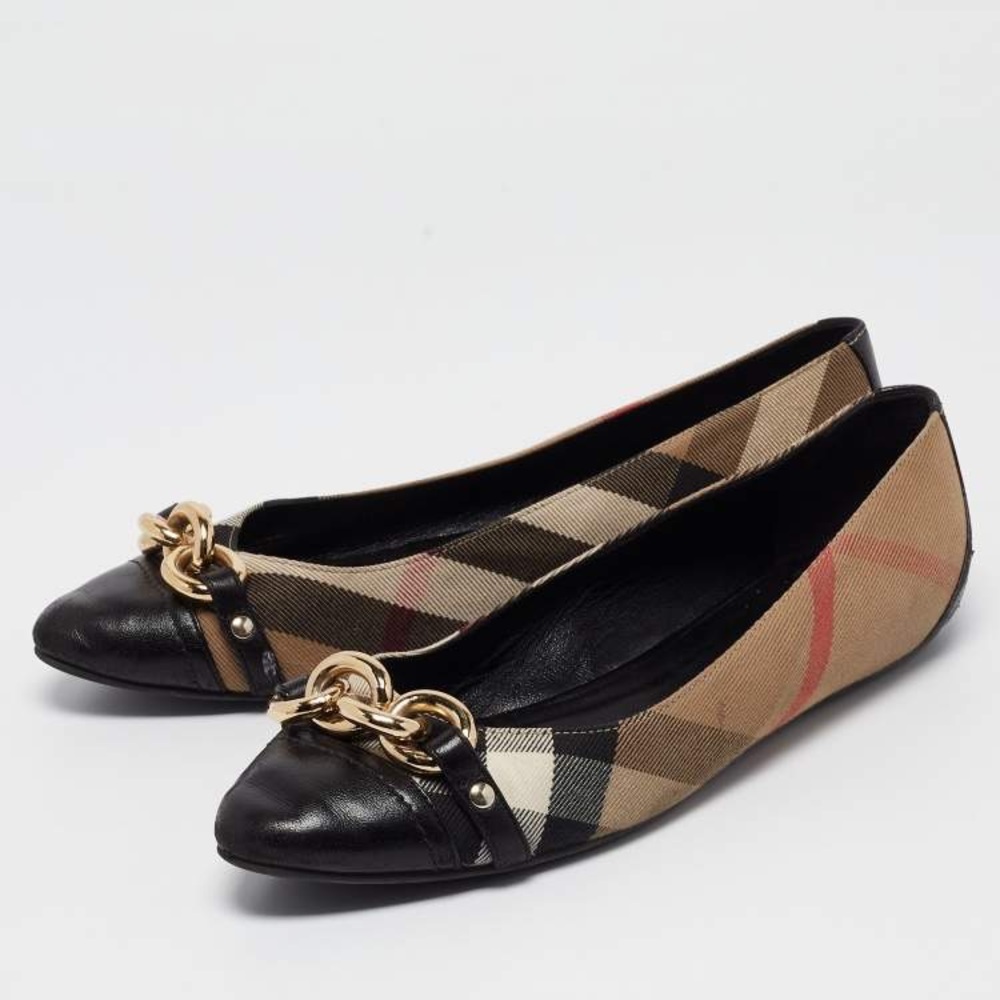 Burberry Nova Check Flat
